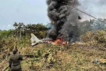 Avión de transporte del Ejército de Colombia se estrelló con 114 personas a bordo