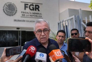 Rocha Moya comparece ante la FGR en Culiacán y afirma total disposición a colaborar