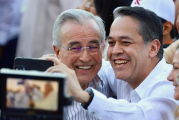 Enrique Díaz, exsecretario de Finanzas de Sinaloa, se entrega en EU; lo ligan a “Los Chapitos” y a operación electoral de Rocha Moya