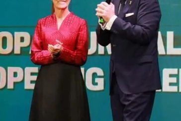 Sheinbaum aclara que asistió a velada de la FIFA solo a dar discurso