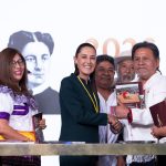 Sheinbaum inicia consulta nacional para elaborar la Ley General de Derechos de los Pueblos Indígenas y Afromexicanos