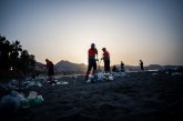 El amanecer de San Juan: cuando las hogueras se apagan y queda la basura